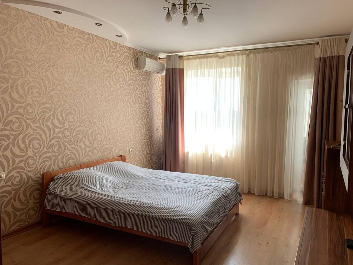 Apartments Staroportofrankovskaya & Pastera Street Odesa Exterior photo